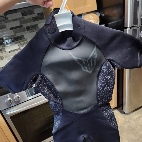 Women's HD Bodysuit size 7-8 - Picture 1 of 6